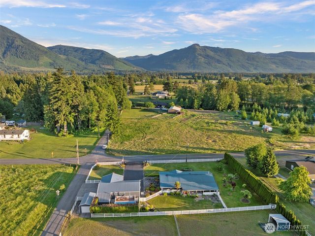 32993 Hamilton Cemetery Road, Sedro Woolley, WA 98284