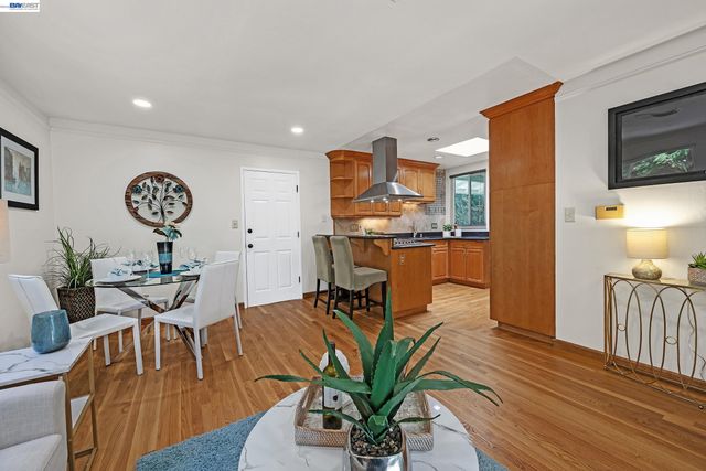 35212 Cano Ct, Fremont, CA 94536