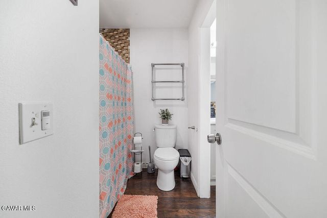 8601 International Unit 265, Canoga Park, CA 91304