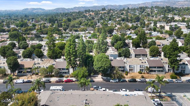 8601 International Unit 265, Canoga Park, CA 91304