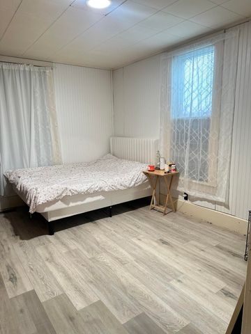 617 E Broadway Street, Monett, MO 65708