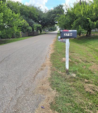 2716 West Street, Rosenberg, TX 77471