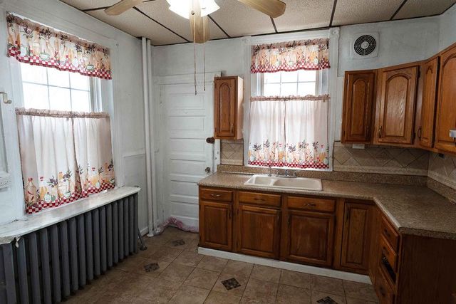 3637 SPRING GARDEN ST, Philadelphia, PA 19104