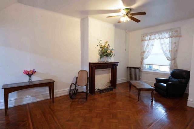 3637 SPRING GARDEN ST, Philadelphia, PA 19104