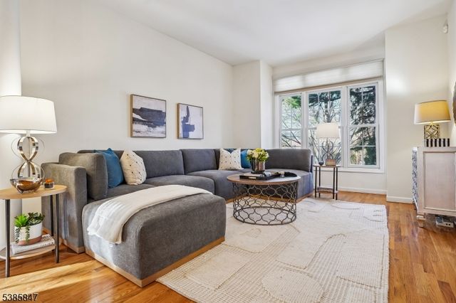 40 Harvard Ave, Maplewood Twp., NJ 07040