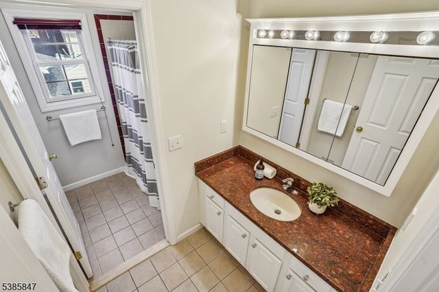 40 Harvard Ave, Maplewood Twp., NJ 07040