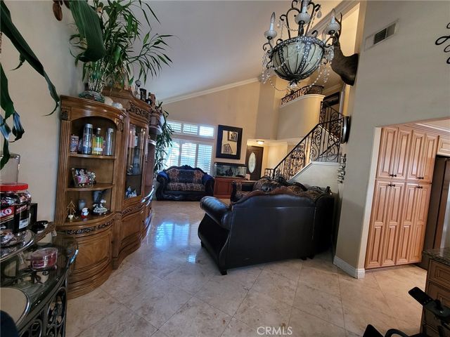 560 Calhoun Street, Corona, CA 92879