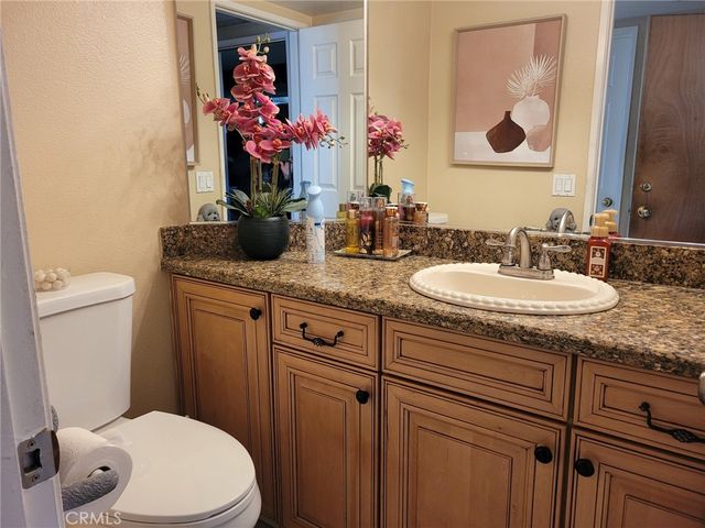 560 Calhoun Street, Corona, CA 92879