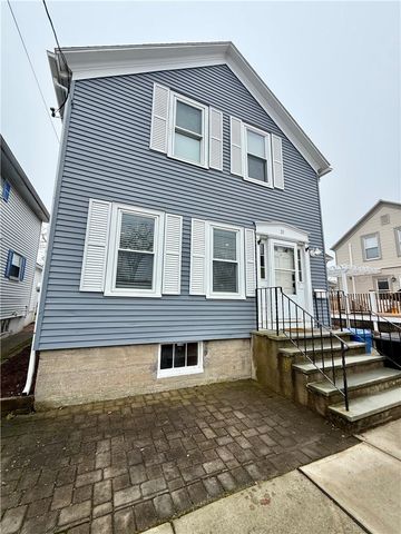 31 Slocum Street, Newport, RI 02840