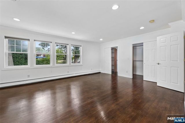 153 Charlotte Place, Englewood Cliffs, NJ 07632