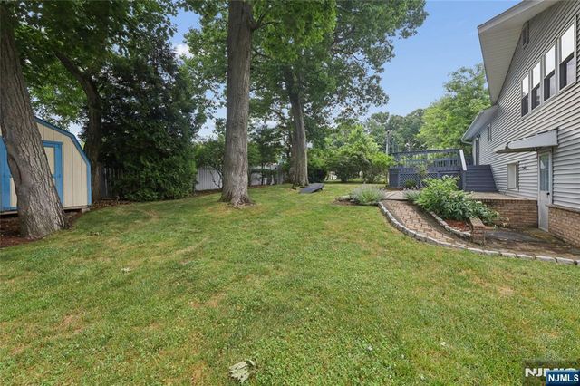 153 Charlotte Place, Englewood Cliffs, NJ 07632
