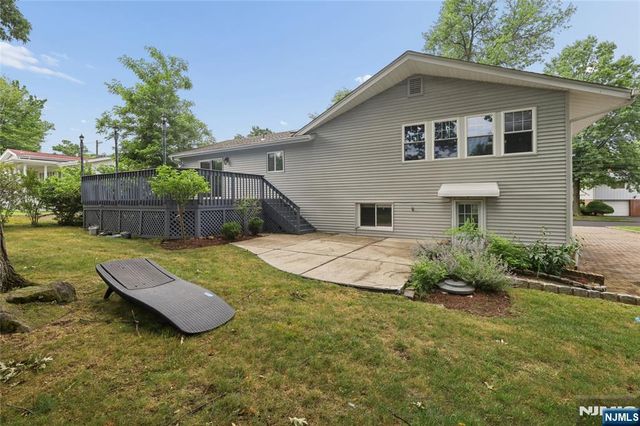 153 Charlotte Place, Englewood Cliffs, NJ 07632