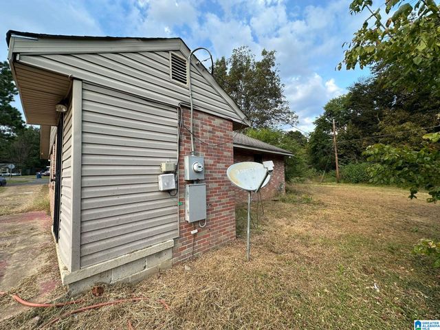 1721 COLLIER DRIVE, Midfield, AL 35228