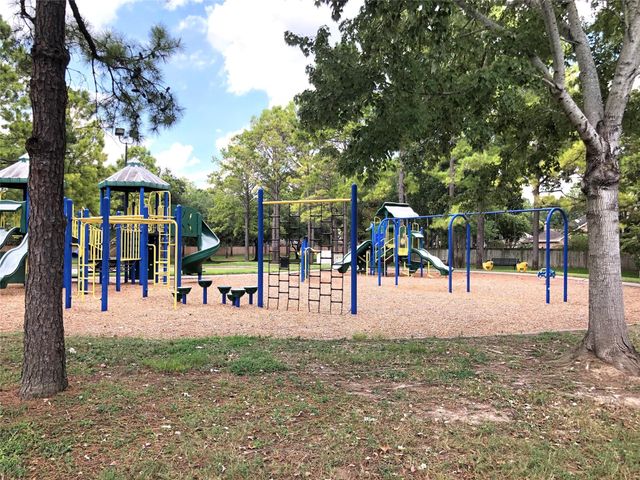 18126 Somerset Knolls, Houston, TX 77094