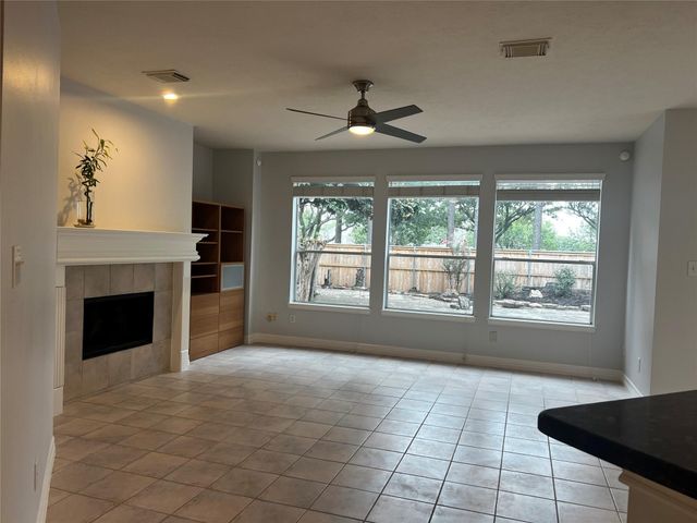 18126 Somerset Knolls, Houston, TX 77094