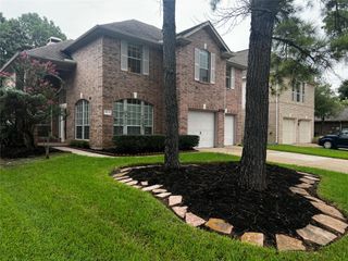 18126 Somerset Knolls, Houston, TX 77094