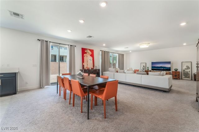 10114 Kettle Valley Street, Las Vegas, NV 89141