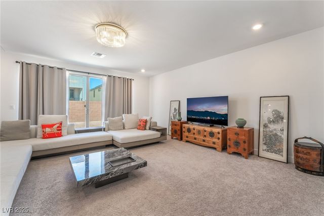 10114 Kettle Valley Street, Las Vegas, NV 89141