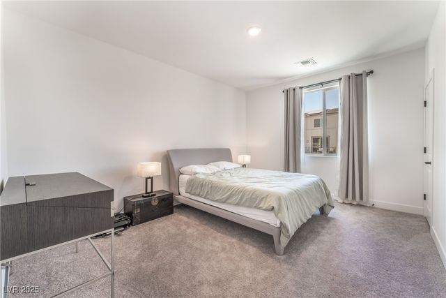 10114 Kettle Valley Street, Las Vegas, NV 89141