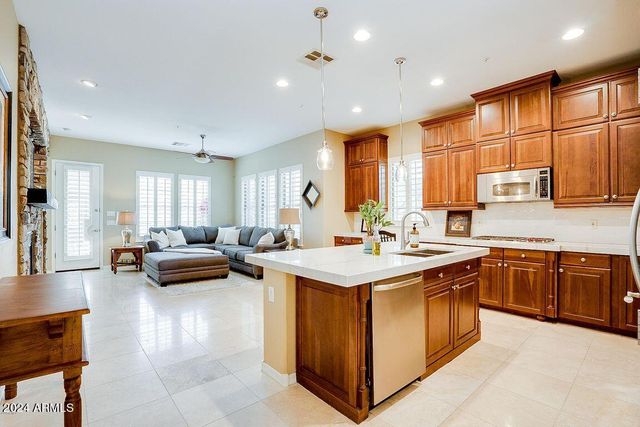 9221 E Desert View, Scottsdale, AZ 85255