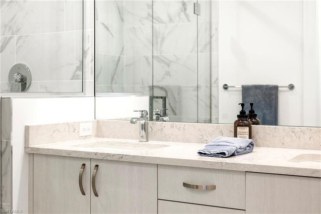 1125 Central AVE 463, Naples, FL 34102
