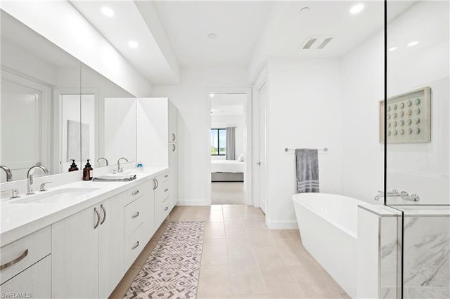 1125 Central AVE 463, Naples, FL 34102