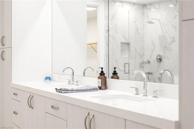 1125 Central AVE 463, Naples, FL 34102