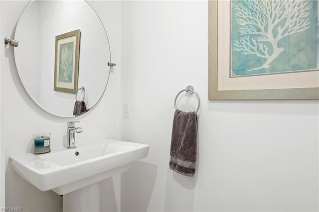 1125 Central AVE 463, Naples, FL 34102