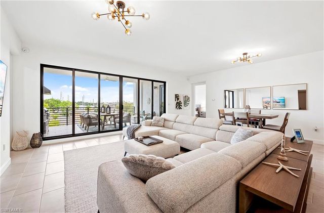 1125 Central AVE 463, Naples, FL 34102