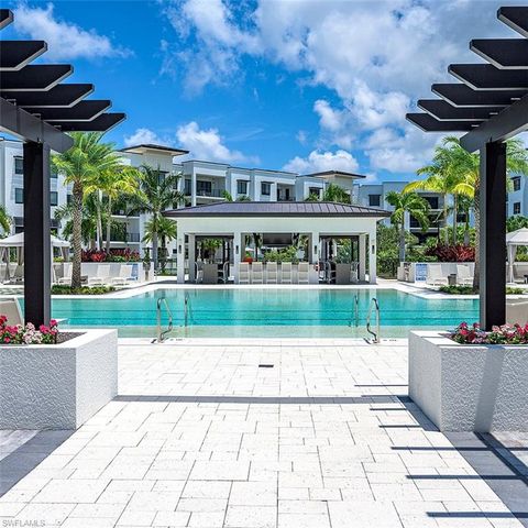 1125 Central AVE 463, Naples, FL 34102
