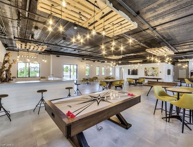 1125 Central AVE 463, Naples, FL 34102