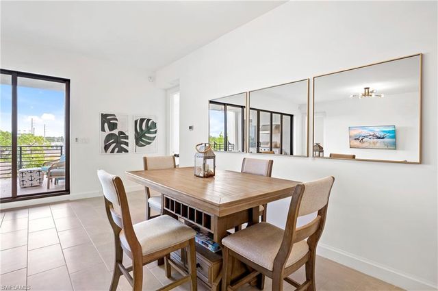 1125 Central AVE 463, Naples, FL 34102
