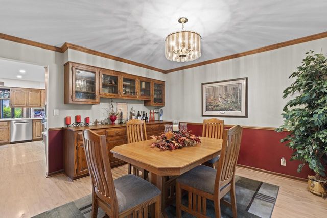 3060 Cone View LANE, Waukesha, WI 53188