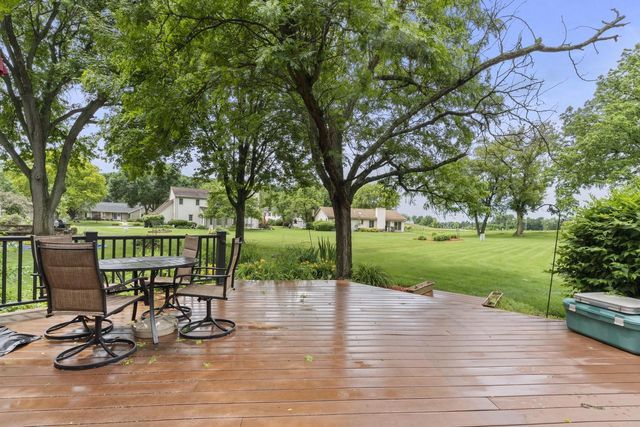 3060 Cone View LANE, Waukesha, WI 53188