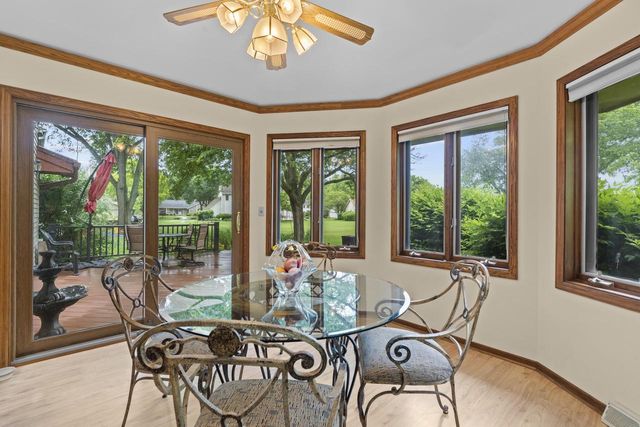 3060 Cone View LANE, Waukesha, WI 53188