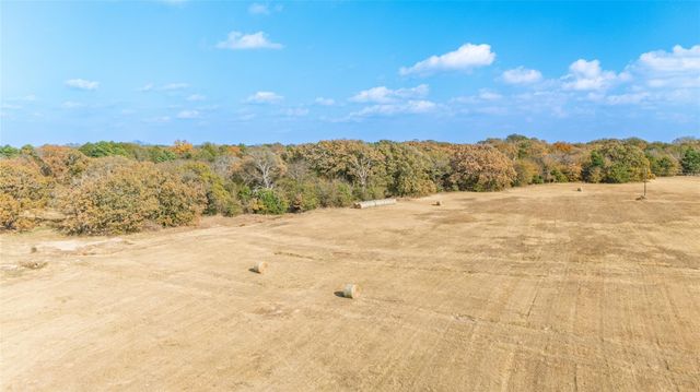 1207 State HWY 24, Campbell, TX 75422