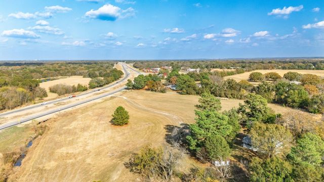 1207 State HWY 24, Campbell, TX 75422