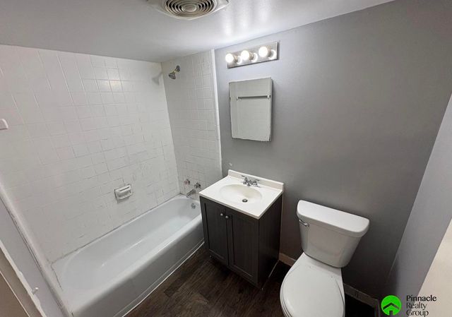 3712-3718 NW 51st Street, Lincoln, NE 68524