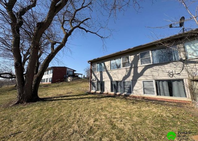 3712-3718 NW 51st Street, Lincoln, NE 68524