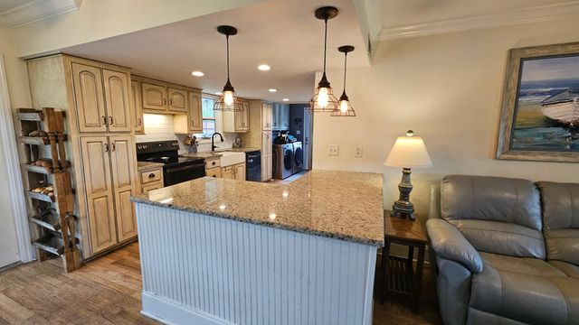 4535 Wilson Road, Hollywood, SC 29449