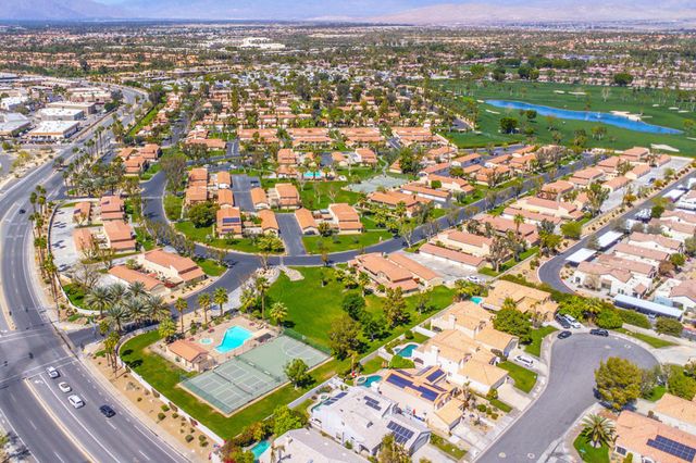 448 Tava Lane, Palm Desert, CA 92211