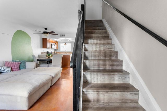 448 Tava Lane, Palm Desert, CA 92211