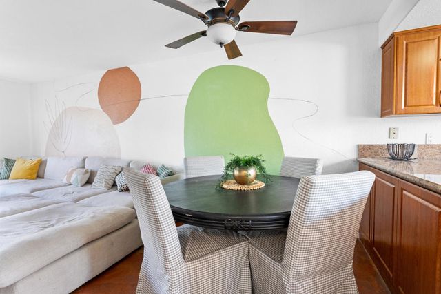 448 Tava Lane, Palm Desert, CA 92211