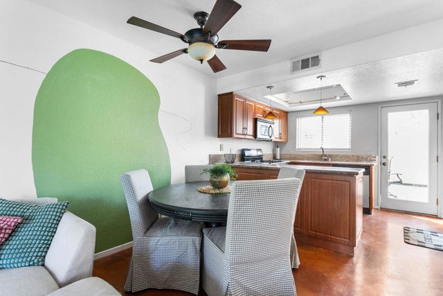 448 Tava Lane, Palm Desert, CA 92211