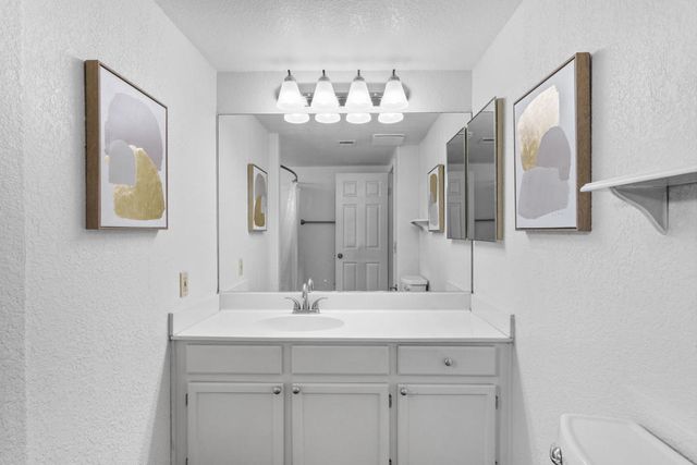 448 Tava Lane, Palm Desert, CA 92211