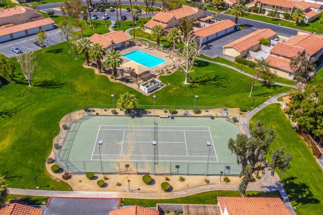 448 Tava Lane, Palm Desert, CA 92211