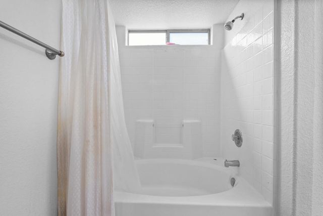 448 Tava Lane, Palm Desert, CA 92211