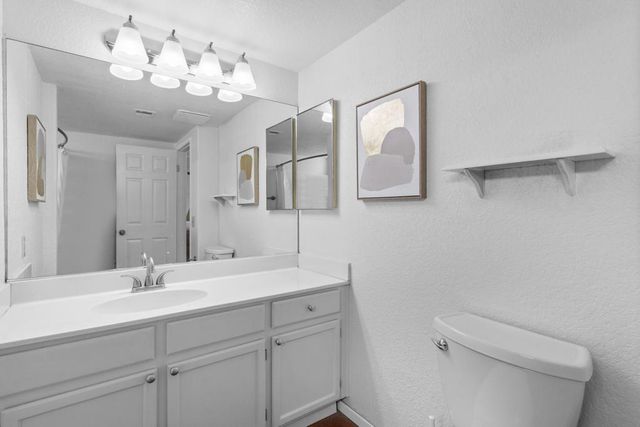 448 Tava Lane, Palm Desert, CA 92211