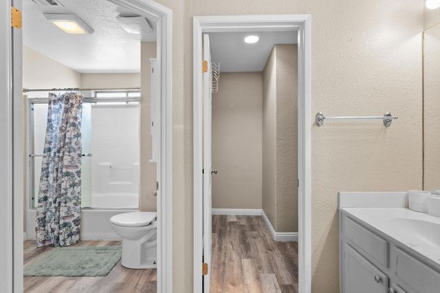 448 Tava Lane, Palm Desert, CA 92211