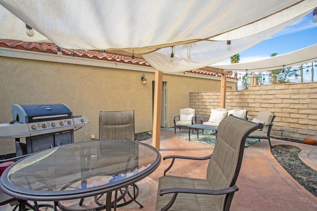 448 Tava Lane, Palm Desert, CA 92211